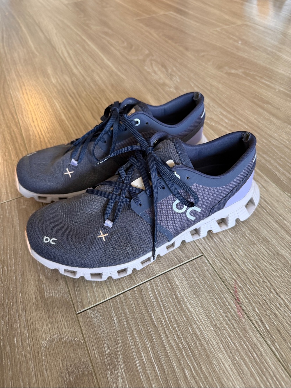 On Cloud X 3 Women Running Shoe Size 8 Iron/Fade athletic Sneakers - Picture 5 of 9